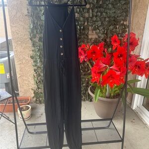 Sleek Black Full-Length Jumpsuit with Relaxed Fit